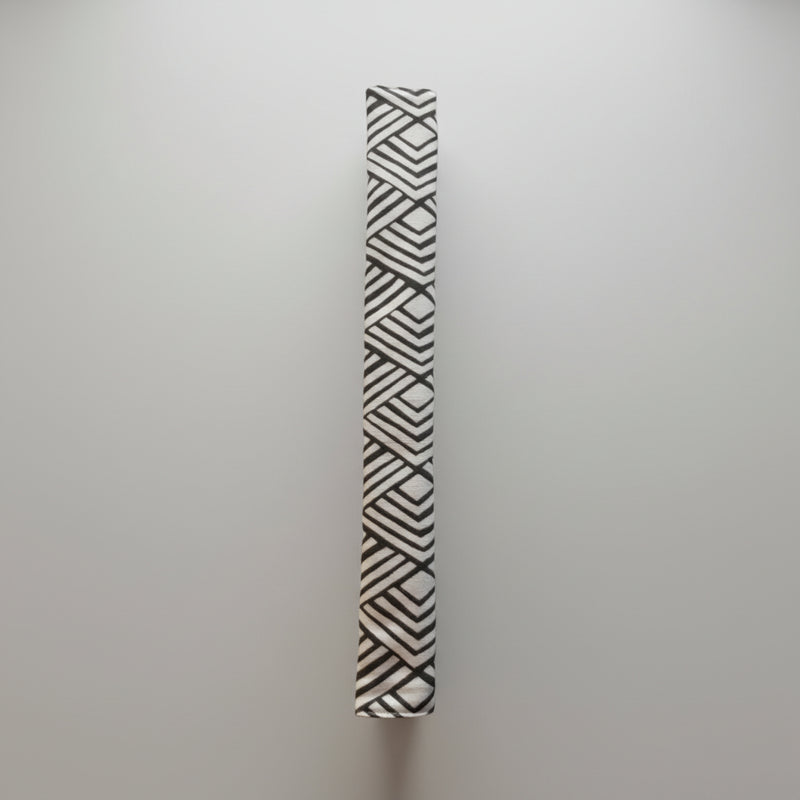 Geometric Refrigerator Handle Covers - Grey and White with modern patterns to enhance kitchen decor.