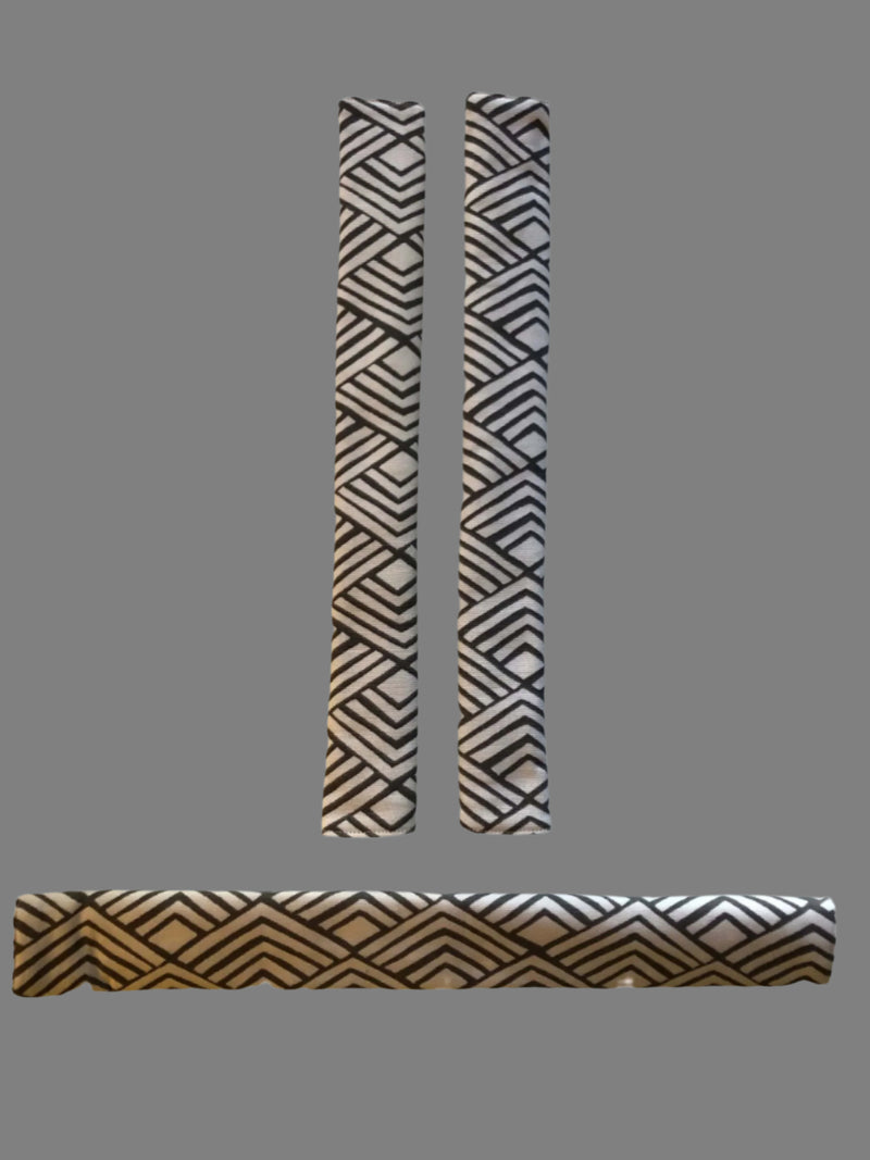 Geometric Refrigerator Handle Covers - Grey and White - Reversible design for stylish kitchen decor.